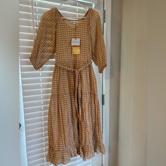 Dresses & Skirts - Brand New- Plaid Midi Dress